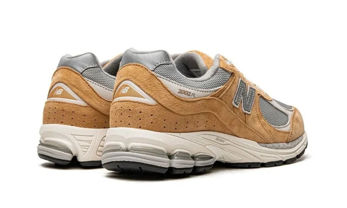 New Balance 2002R Sweet Caramel NEW BALANCE 2002R