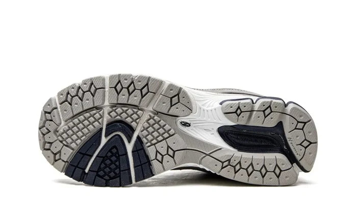 New Balance 2002R thisisneverthat ''The 2022 Downtown Run'' NEW BALANCE 2002R