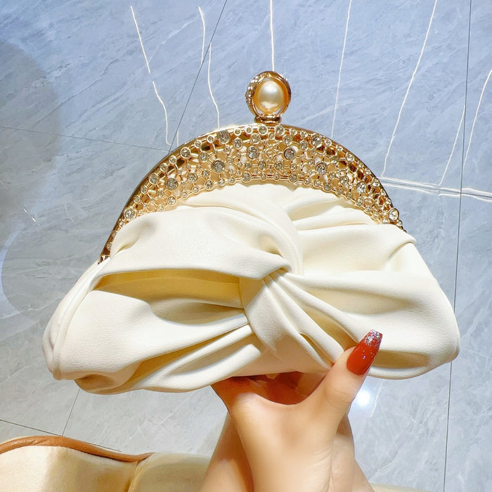 Diamond-Embedded Socialite Clutch