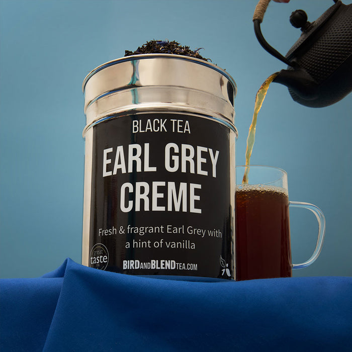 earl grey tea tin with hot tea