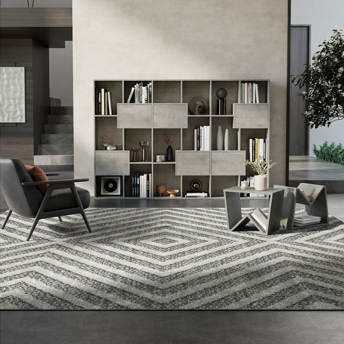 Rectangular rug Maya 63x91 in, Cream with Aztec pattern