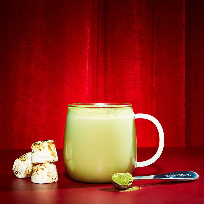 toasted marshmallows & toasted marshmallow matcha latte & matcha tea powder in perfect matcha spoon